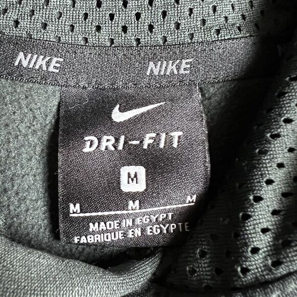 Nike Dri Fit Men’s Size Medium Green Center Swoosh Hooded Sweatshirt - Picture 5 of 7